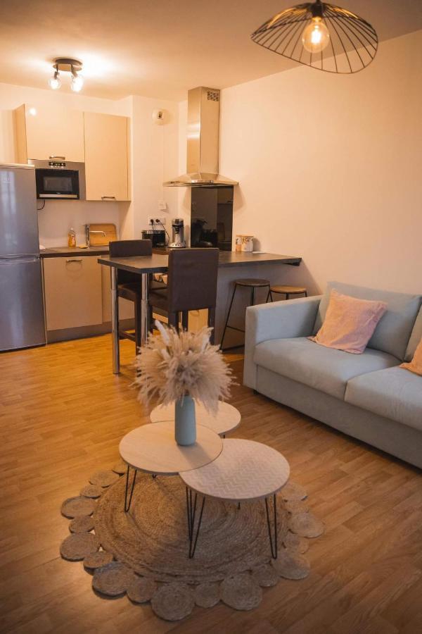 Ferienwohnung Au Reflet Du Pont La Rivière-Saint-Sauveur Exterior foto